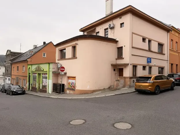 Prodej komerční nemovitosti, Benešov nad Ploučnicí, Krátká, 449 m2