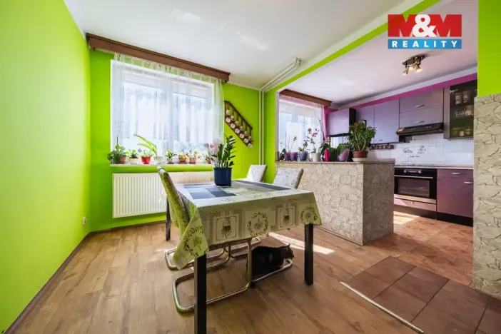 Prodej rodinného domu, Kvášňovice, 214 m2