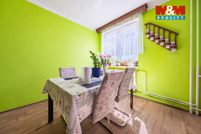 Prodej rodinného domu, Kvášňovice, 214 m2