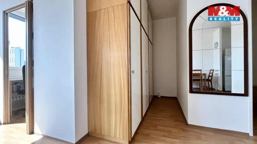 Pronájem bytu 2+kk, Praha - Bohnice, Poznaňská, 42 m2