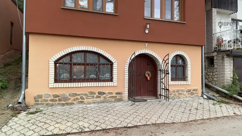 Prodej apartmánu, Strachotín, Sklepní, 285 m2