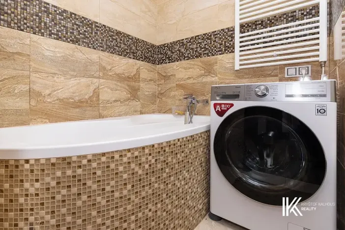 Pronájem bytu 4+1, Pardubice, Erno Košťála, 87 m2