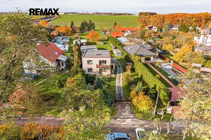 Prodej rodinného domu, Panenské Břežany, K dálnici, 202 m2