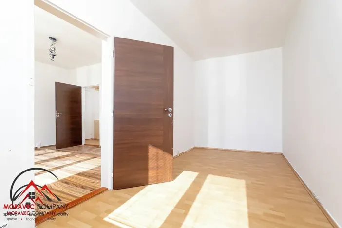 Pronájem bytu 2+1, Ostrava, Rezkova, 45 m2