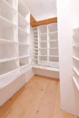 Prodej rodinného domu, Hřebeč, nám. Draha, 150 m2