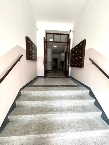 Pronájem bytu 1+1, Praha - Libeň, U Balabenky, 35 m2