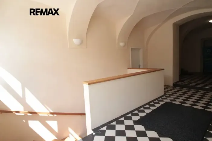 Pronájem bytu 1+1, Kolín, Karlovo náměstí, 44 m2