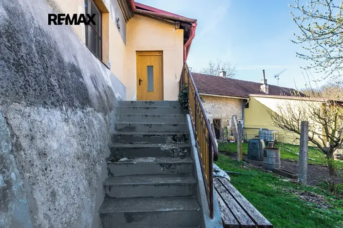 Prodej rodinného domu, Radim, 78 m2