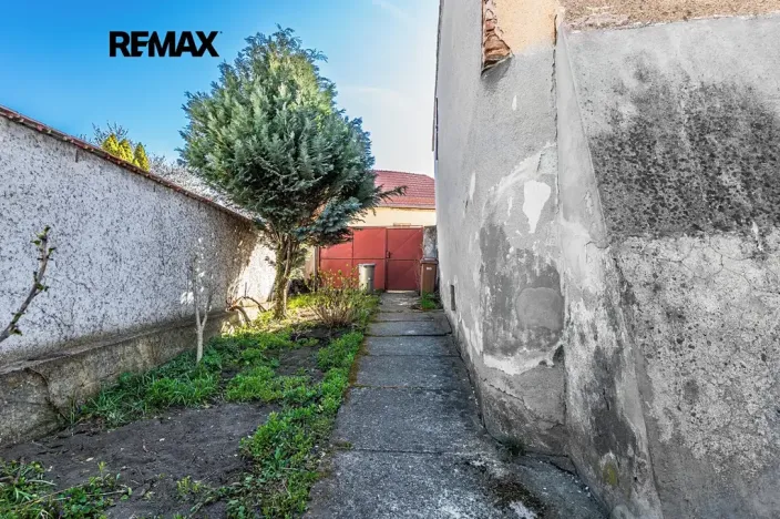 Prodej rodinného domu, Radim, 78 m2