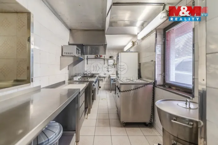 Prodej restaurace, Tisá, 210 m2