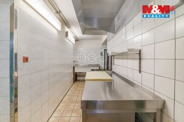 Prodej restaurace, Tisá, 210 m2