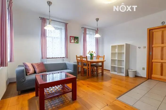 Prodej rodinného domu, Stará Paka, 230 m2