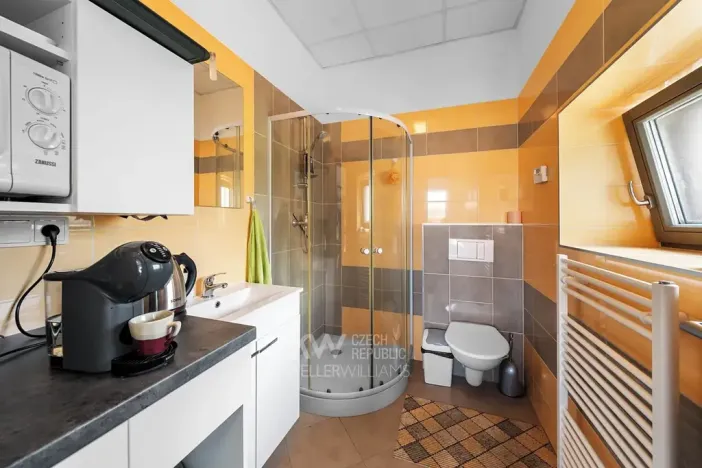 Prodej rodinného domu, Jesenice, Budějovická, 340 m2