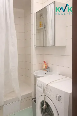 Pronájem bytu 1+kk, Karlovy Vary, Lidická, 21 m2