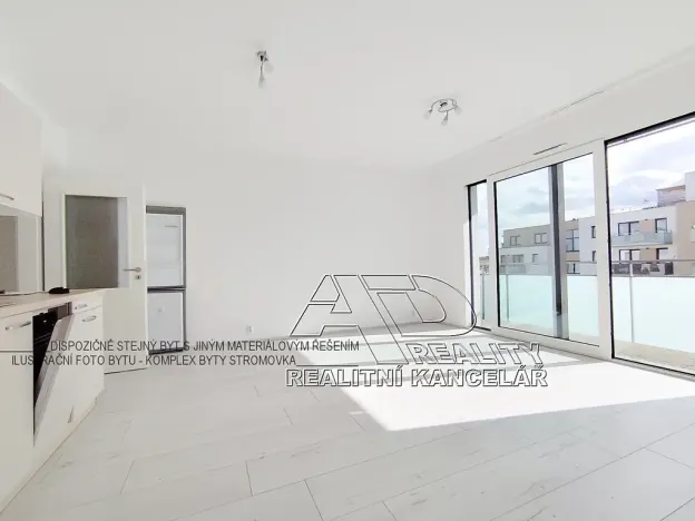 Pronájem bytu 1+kk, České Budějovice, Na Zlaté stoce, 31 m2