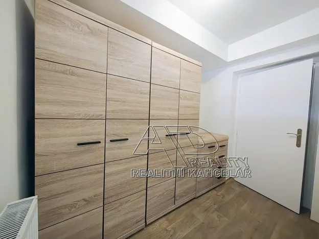 Pronájem bytu 2+kk, České Budějovice, 44 m2