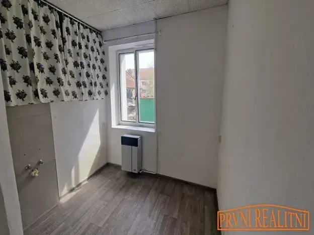 Pronájem obchodního prostoru, Uherský Brod, Moravská, 33 m2