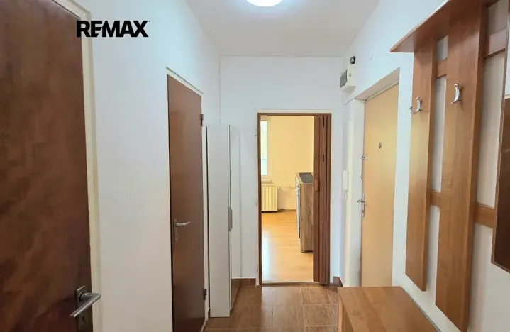 Pronájem bytu 2+kk, Orlová, Květinová, 49 m2