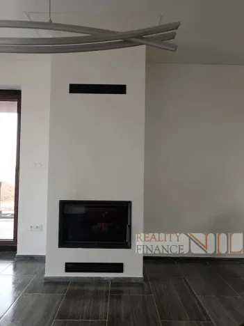 Pronájem rodinného domu, Hradec, 121 m2