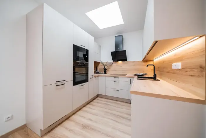 Prodej bytu 2+kk, Praha - Hloubětín, Mochovská, 63 m2