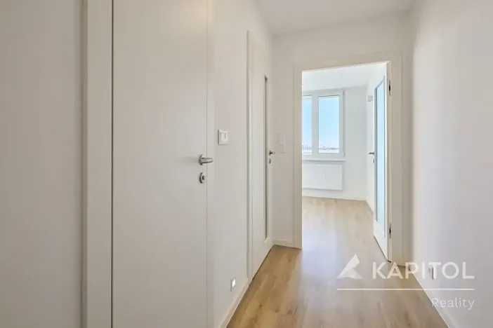 Prodej bytu 2+1, Praha - Záběhlice, Hledíková, 54 m2