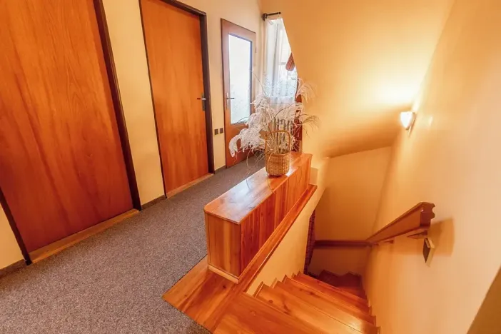 Prodej rodinného domu, Křesín, 151 m2