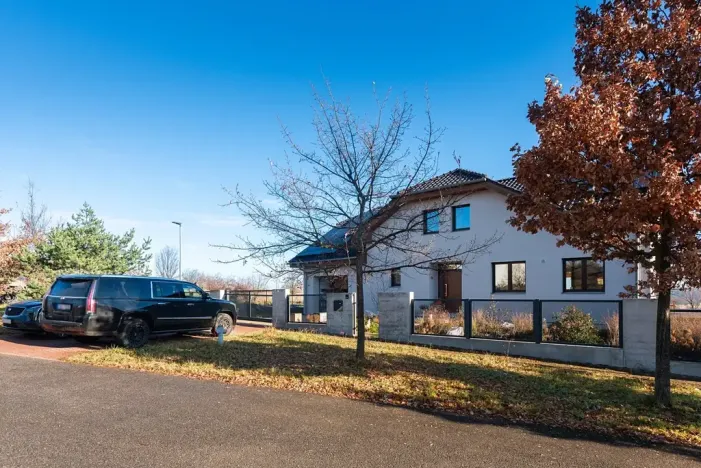 Prodej rodinného domu, Líšnice, 336 m2