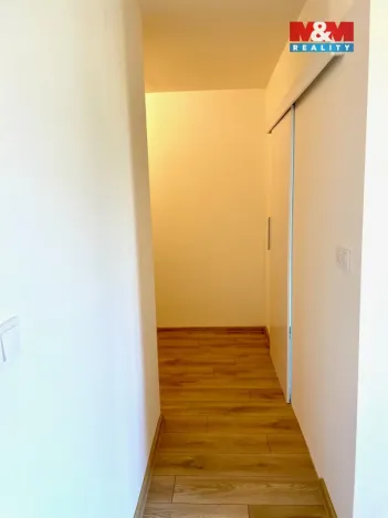 Pronájem bytu 2+kk, Neratovice, 28. října, 40 m2