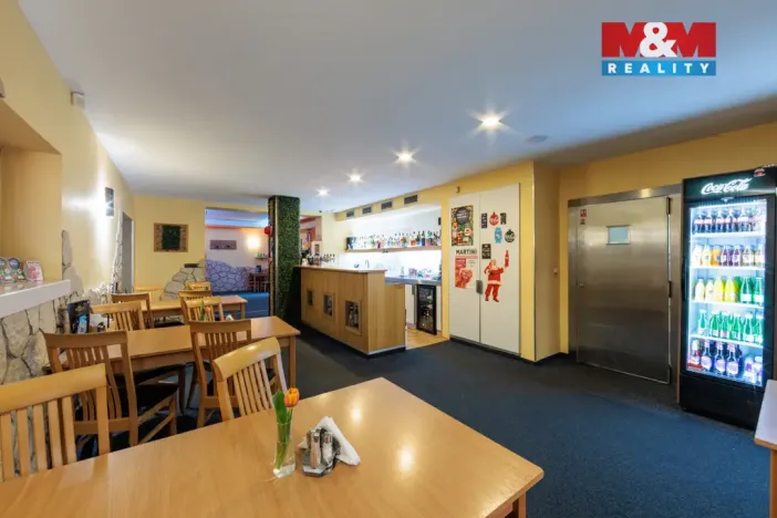 Prodej ubytování, Chodov, Poděbradova, 2700 m2