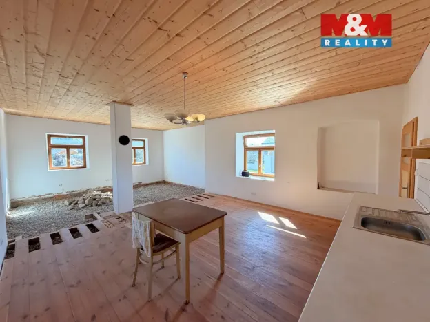 Prodej rodinného domu, Chlum u Třeboně - Mirochov, 178 m2