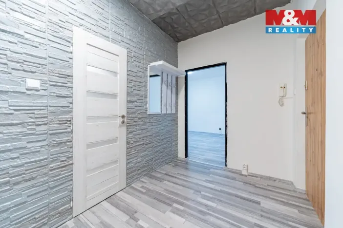 Prodej bytu 2+1, Habartov, Karla Čapka, 52 m2