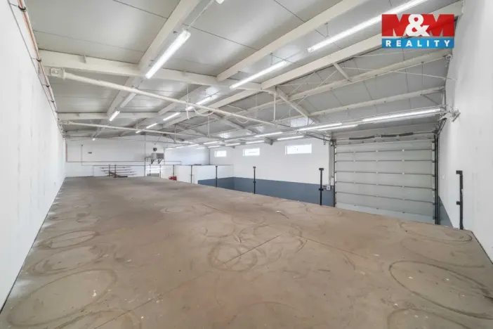 Pronájem obchodního prostoru, Králův Dvůr, Plzeňská, 367 m2