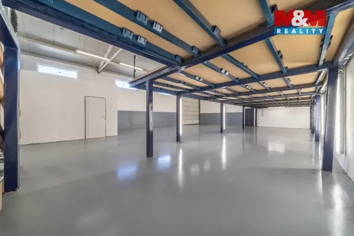 Pronájem obchodního prostoru, Králův Dvůr, Plzeňská, 367 m2