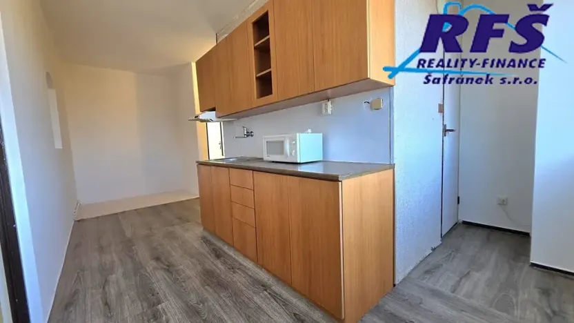 Prodej bytu 3+1, Prachovice, Bučina, 65 m2