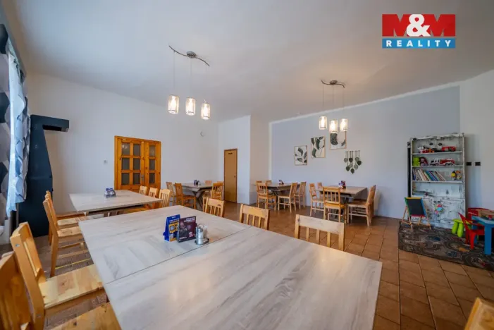 Prodej restaurace, Seč, 292 m2