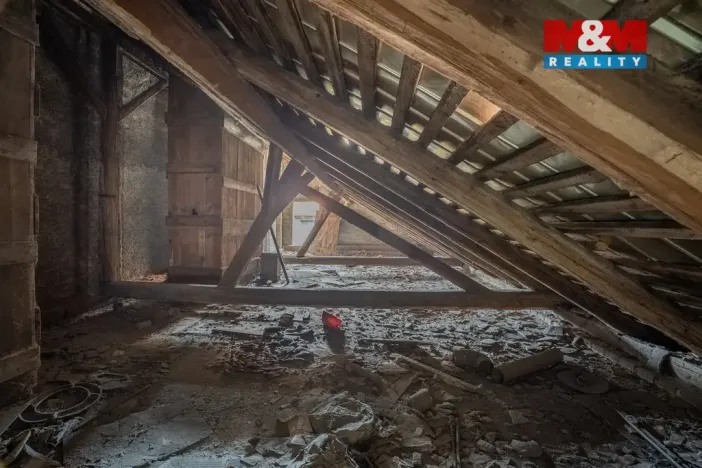 Prodej rodinného domu, Bílina, 1200 m2