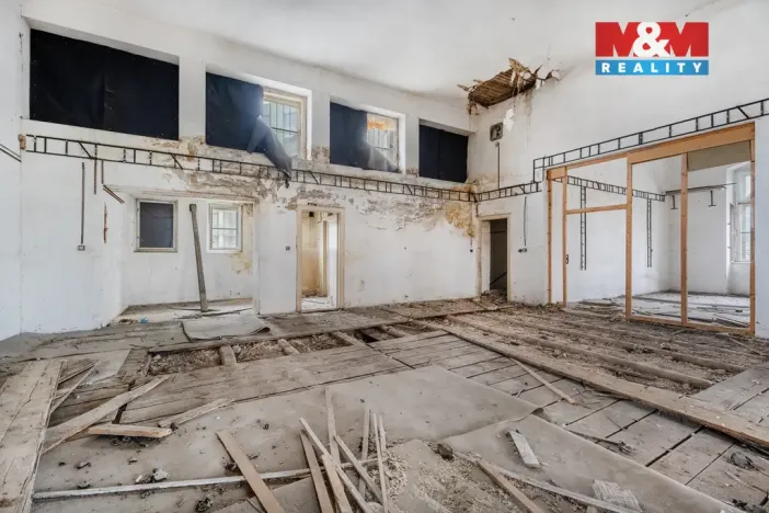 Prodej rodinného domu, Bílina, 1200 m2