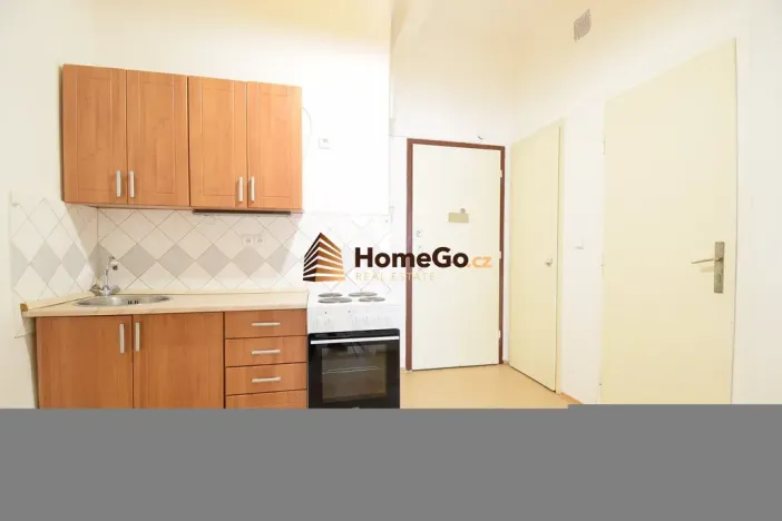 Pronájem bytu 2+1, Praha - Nusle, U gymnázia, 64 m2