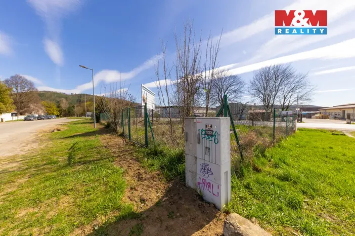 Prodej komerčního pozemku, Kuřim, 2221 m2