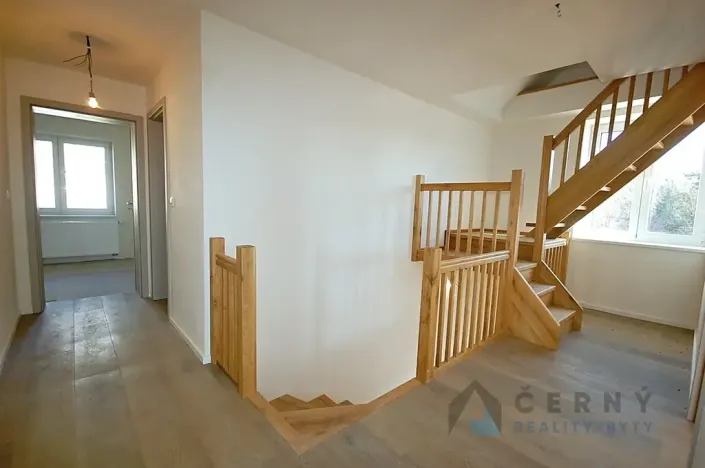 Prodej rodinného domu, Jablonec nad Nisou, Brigádnická, 203 m2