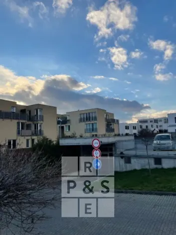 Prodej garáže, Praha, Formanská, 19 m2