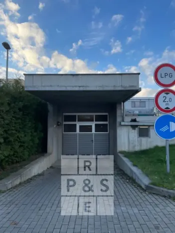 Prodej garáže, Praha, Formanská, 19 m2