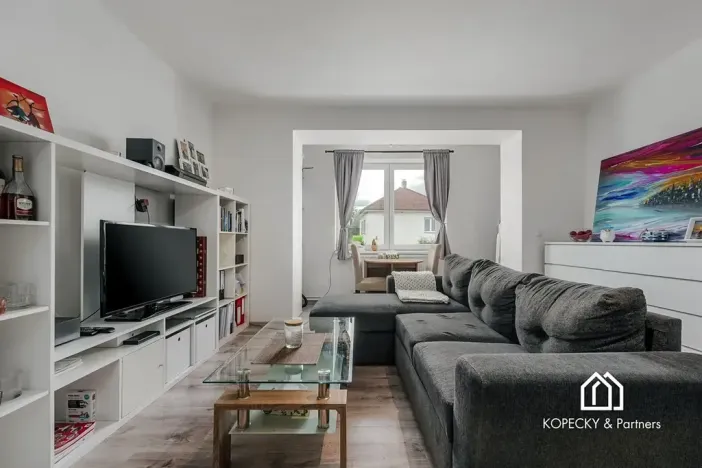 Pronájem bytu 2+kk, Praha - Vinoř, Moravanská, 47 m2