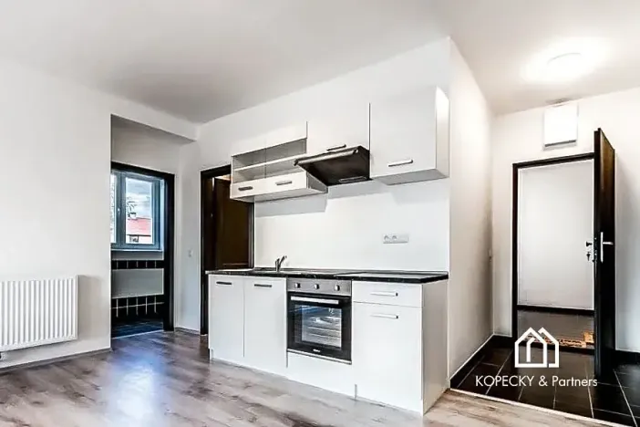 Pronájem bytu 2+kk, Praha - Vinoř, Moravanská, 47 m2