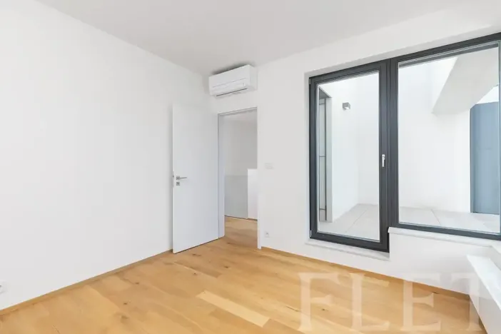 Pronájem rodinného domu, Praha - Jinonice, Nyklíčkova, 217 m2