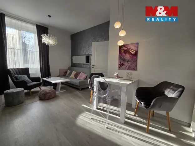 Pronájem bytu 2+kk, Praha - Libeň, U svobodárny, 46 m2