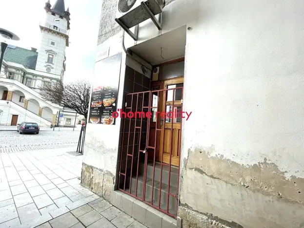 Pronájem obchodního prostoru, Uničov, Masarykovo nám., 10 m2