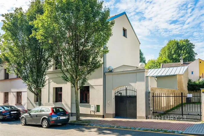 Pronájem bytu 2+kk, Libčice nad Vltavou, Letecká, 67 m2