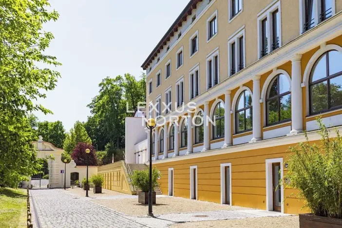 Pronájem bytu 1+kk, Praha - Bubeneč, Mlýnská, 37 m2