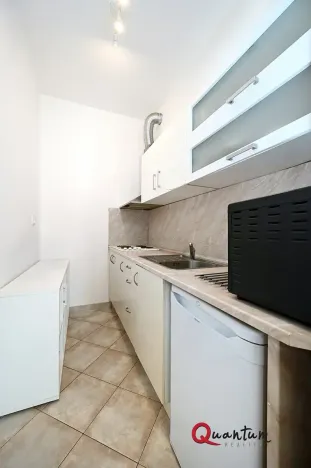 Pronájem bytu 1+kk, Praha - Košíře, Plzeňská, 35 m2